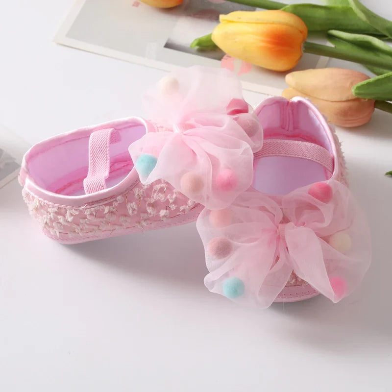 Baby girl fashion shoes, pink first walkers with adorable bow and floral detail
