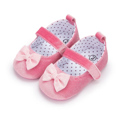 Little girl's pink princess shoes, 'First Walkers' with lovely butterfly knots and soft soles