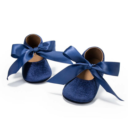 Toddler girl princess shoes, pink with a delicate butterfly knot and comfortable soft sole
