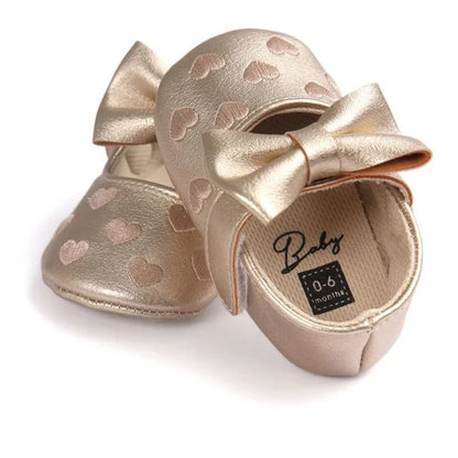 Pink heart print baby girl moccasins, soft crib shoes for new arrivals, comfy prewalkers
