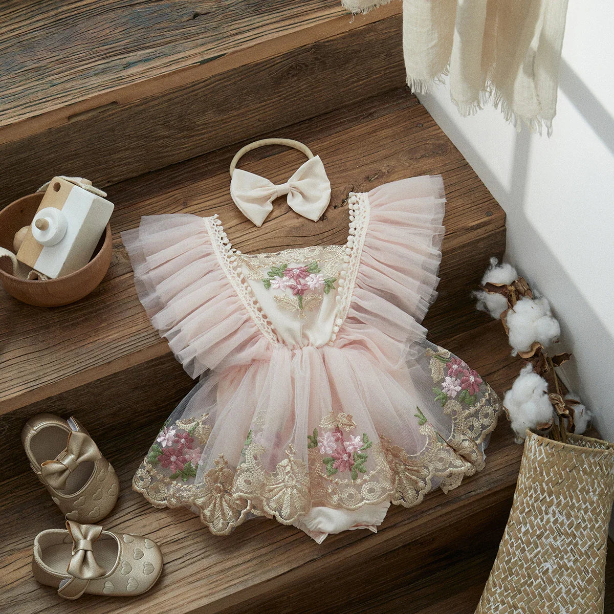 Baby girl princess romper and headband set with floral embroidery for special occasion, infant clothing.