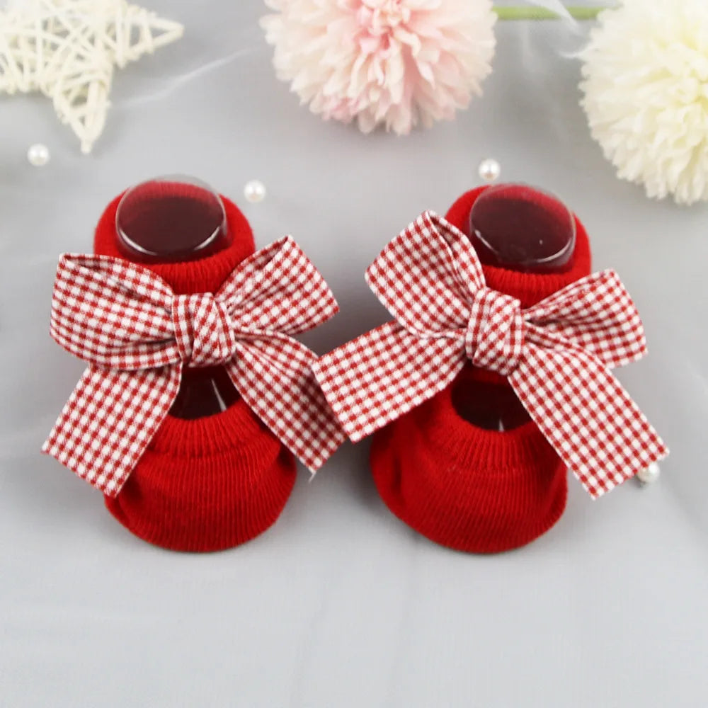Comfortable and stylish baby girl anti-slip bow socks in premium cotton