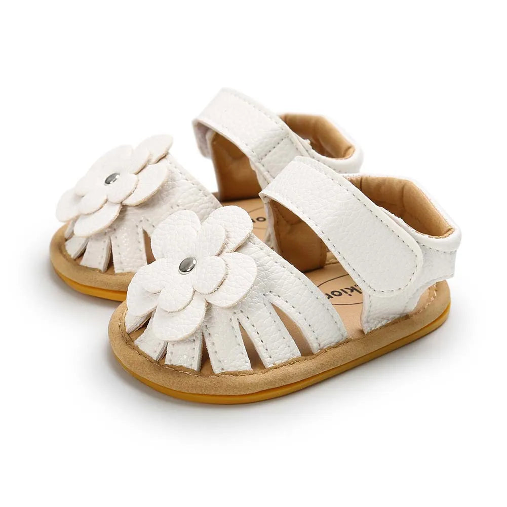 Baby girl's black flower sandals, stylish and anti-slip for summer outings