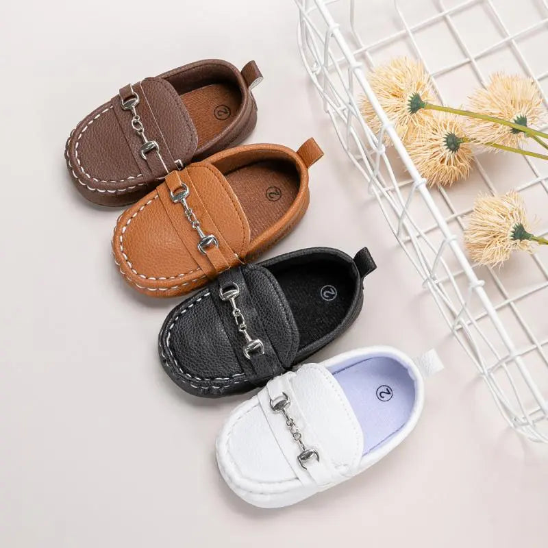 Baby girl's white leather non-slip soft sole casual shoes with buckle