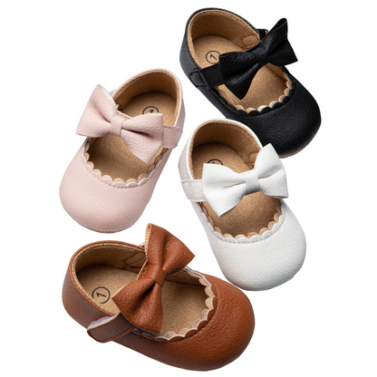 Cute pink baby shoes for girls, soft sole with bowknot, perfect for first steps