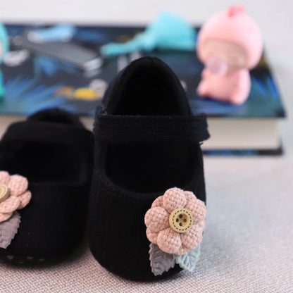 Princess themed baby girl soft sole shoes, knitted fabric, comfortable infant first walker footwear