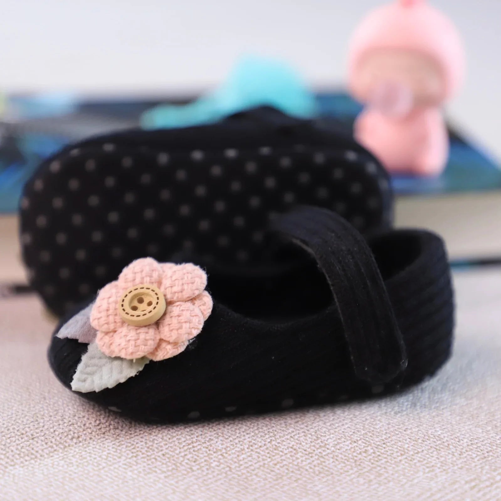 Baby girl soft sole walking shoes, knitted princess design, flower embellishment, toddler footwear