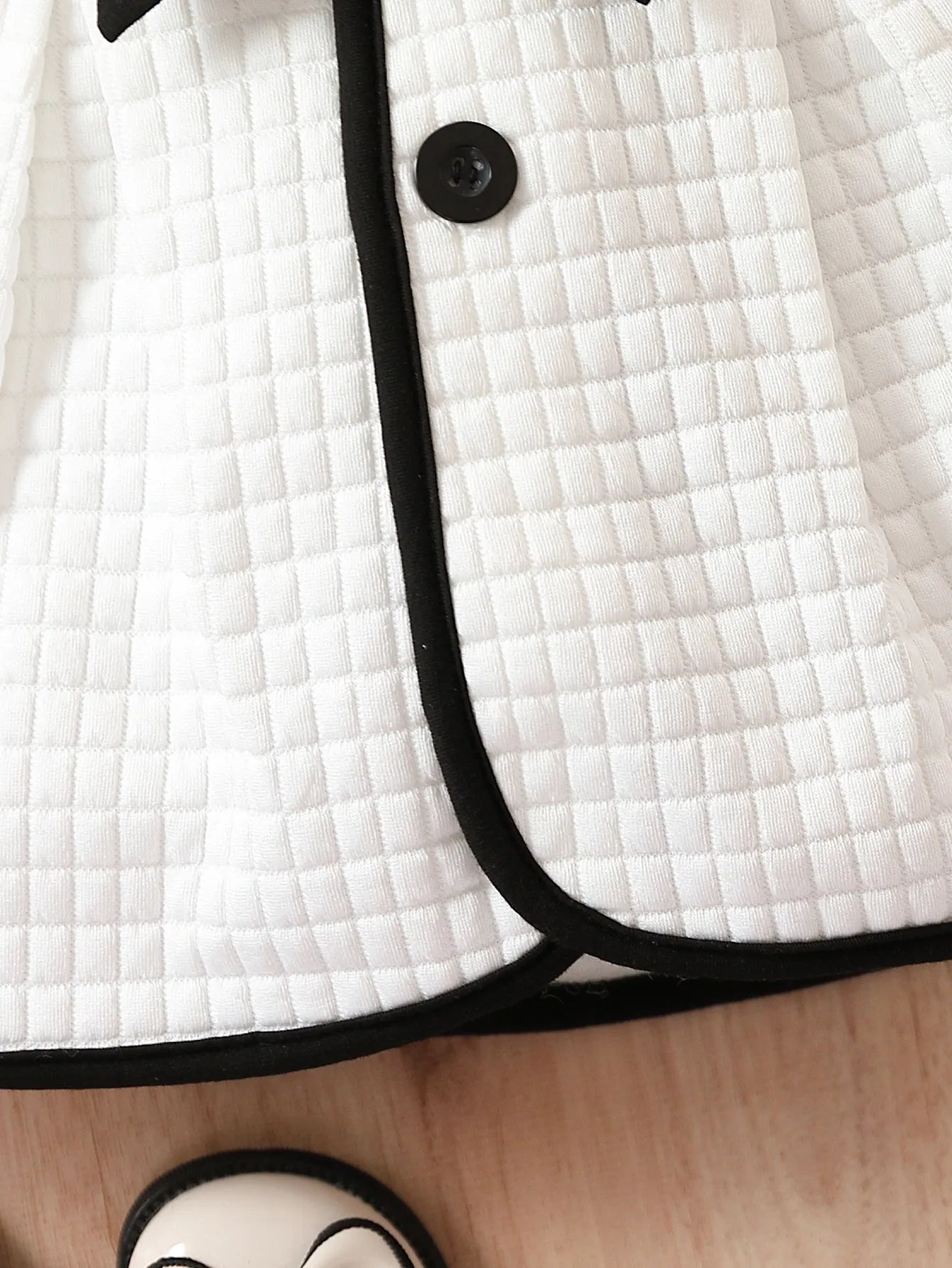 Baby girl in black and white puff sleeve thermal dress set, comfortable and cute toddler clothing
