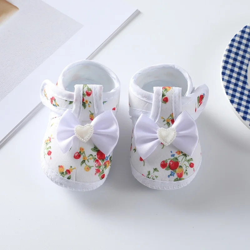 Toddler girl first walker shoes, non-slip, pink with white polka dots, soft sole, hook loop
