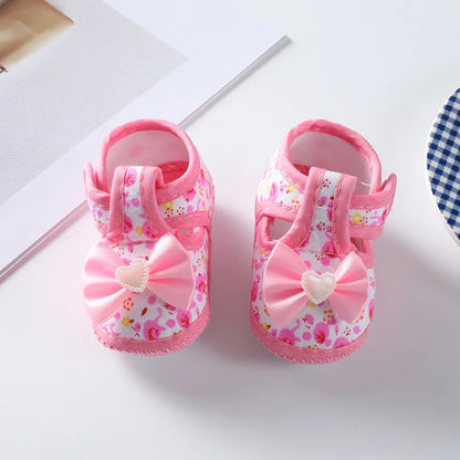 Infant girl princess shoes, first walker, soft sole, non-slip, adorned with a delicate bow tie