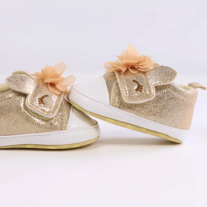 Hook-and-loop unicorn first walker shoes for baby girls, easy to put on.