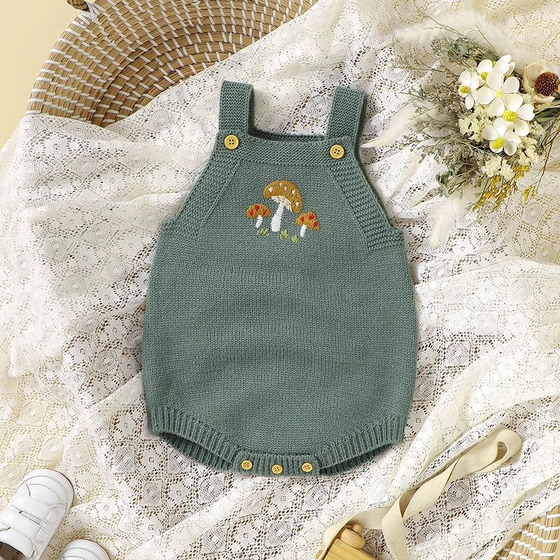 Cute pink baby girl sleeveless romper, essential for comfortable toddler outfits in fall.