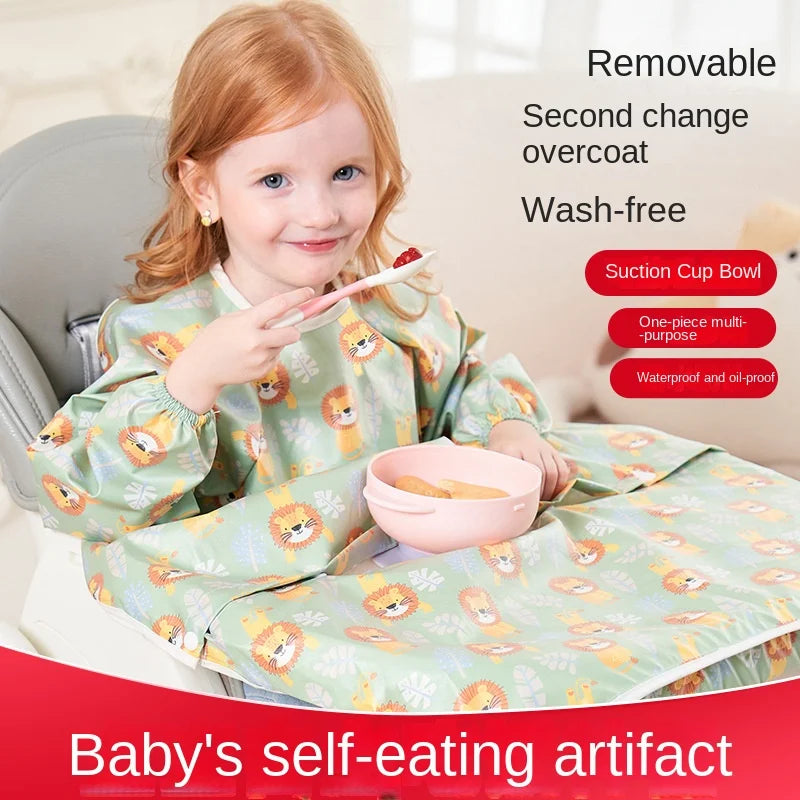 Detail of the detachable food catcher pocket on a waterproof baby bib, ideal for catching spills.