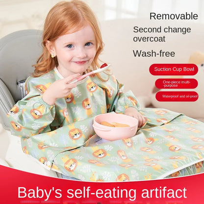 Detail of the detachable food catcher pocket on a waterproof baby bib, ideal for catching spills.