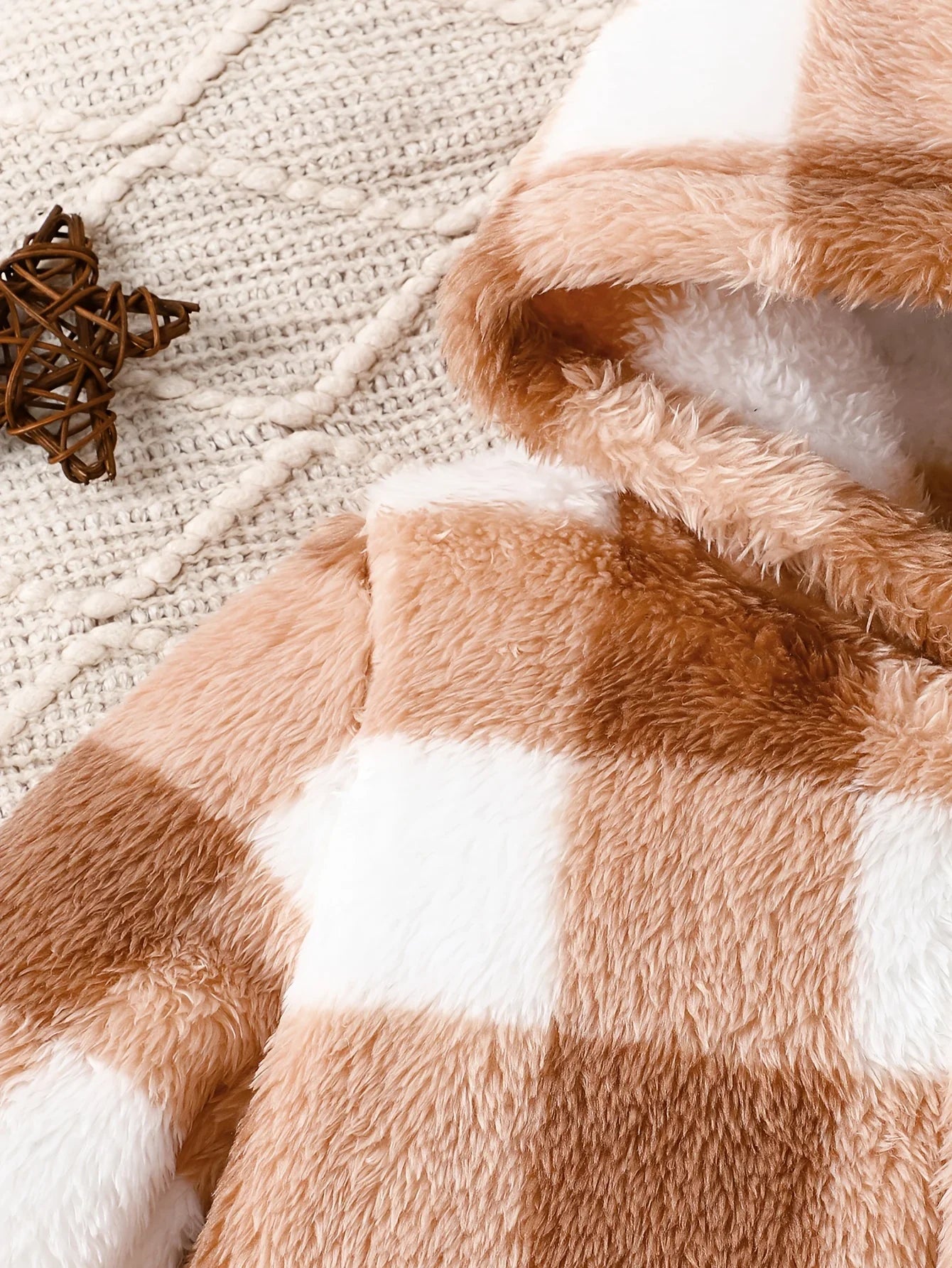 Autumn baby outfit: warm brown plaid velvet romper with hood for infants