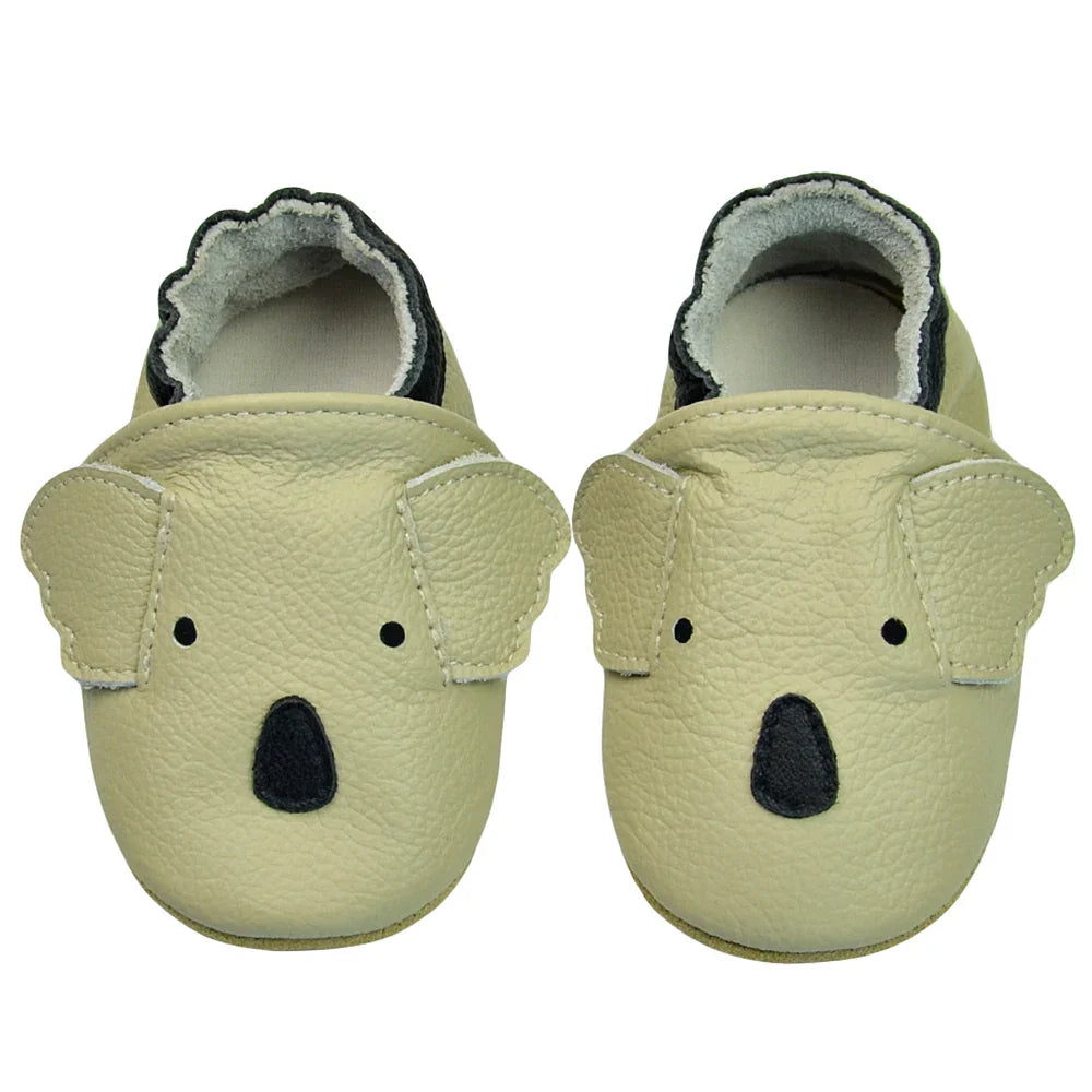 Baby accessories: white leather soft sole slippers, easy to put on and take off