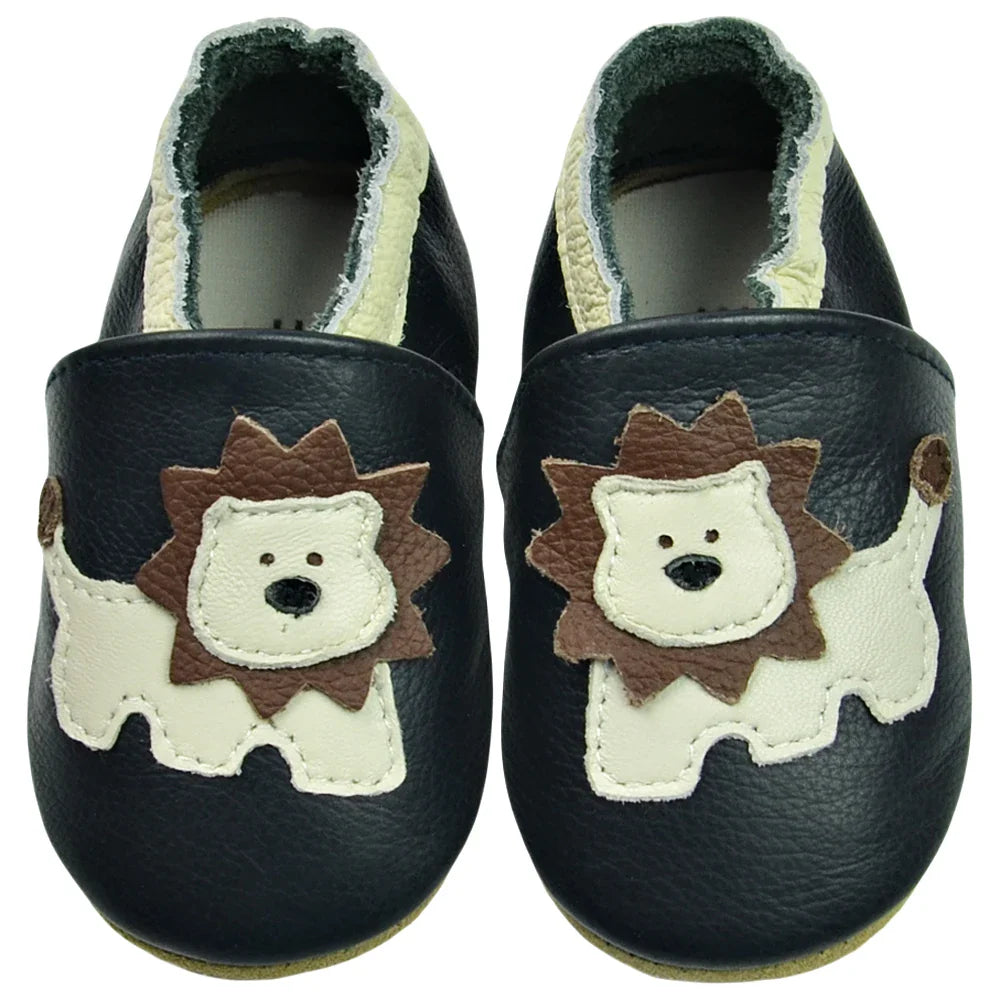 Green leather baby moccasins, designed for maximum comfort and flexibility