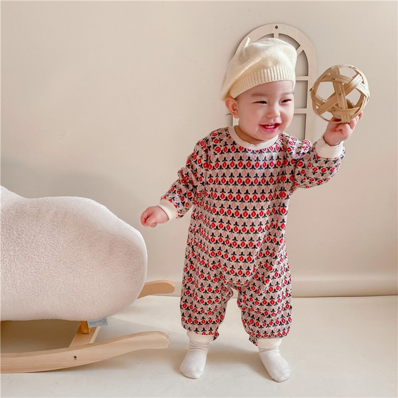 Baby long sleeve romper jumpsuit with diamond knit pattern, soft cotton for spring/autumn wear