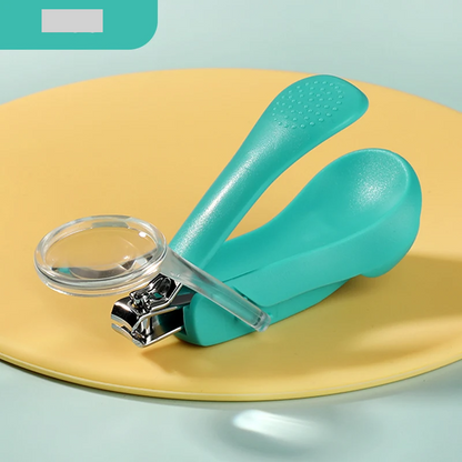 High-quality baby nail clippers featuring a bright magnifier, perfect for delicate newborn nail care.