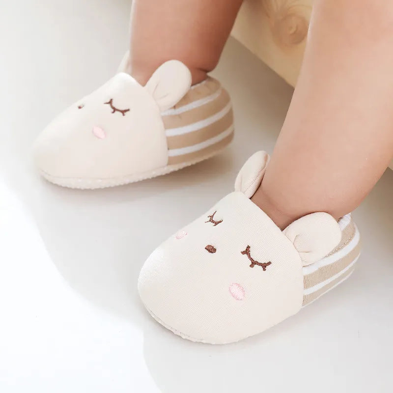 Infant non-slip floor shoes featuring a playful leopard print design, soft sole cotton for comfort