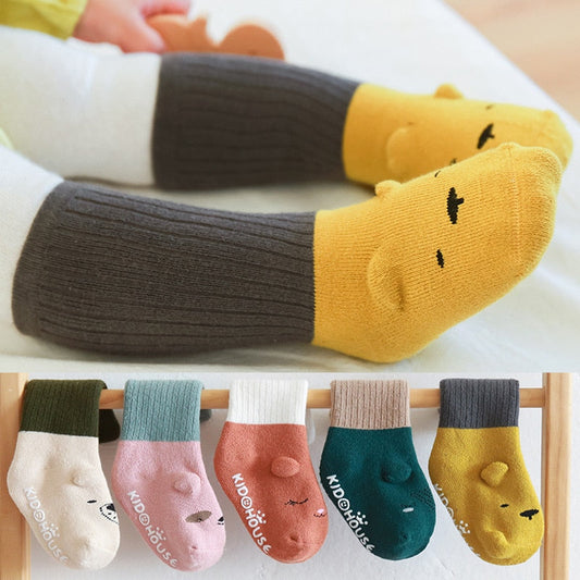 Baby non-slip thermal cotton socks for toddlers, soft and warm infant apparel