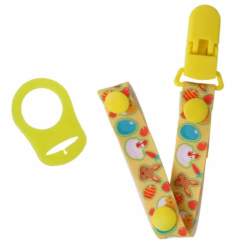 Infant pacifier clip with a practical MAM adapter, designed to keep baby's soother clean and close.