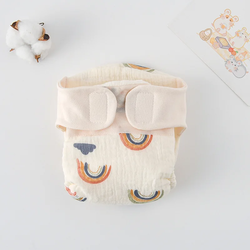 Eco-friendly baby training pants, a sustainable alternative to disposable diapers