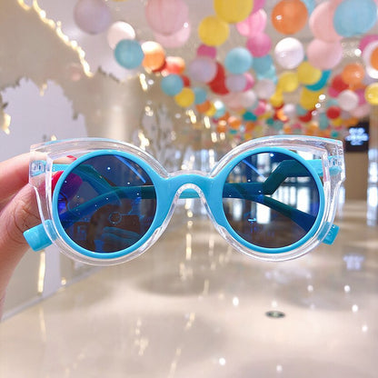 Infant protective eyewear, anti-radiation sunglasses for sunny outings.