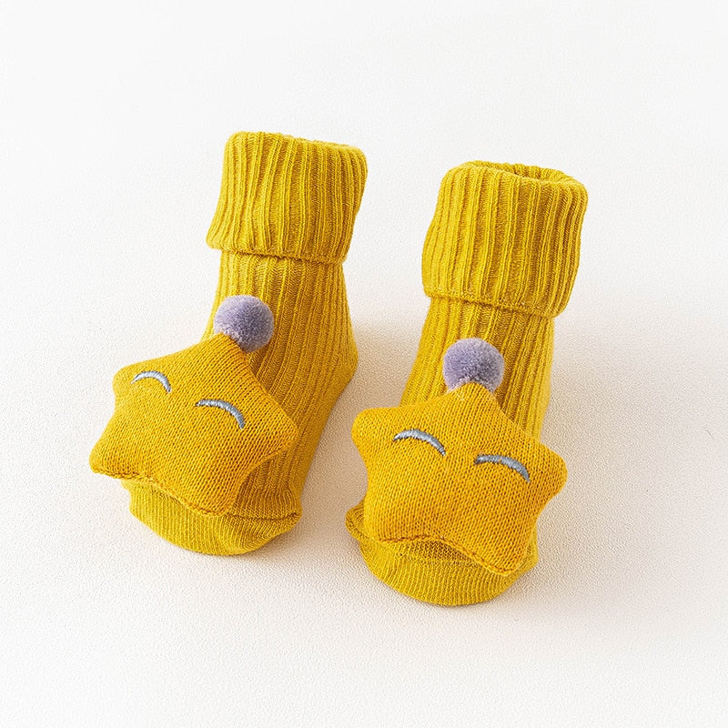 Cute baby clothes: Animal anti-slip long socks, a stylish and practical addition to any baby's wardrobe.