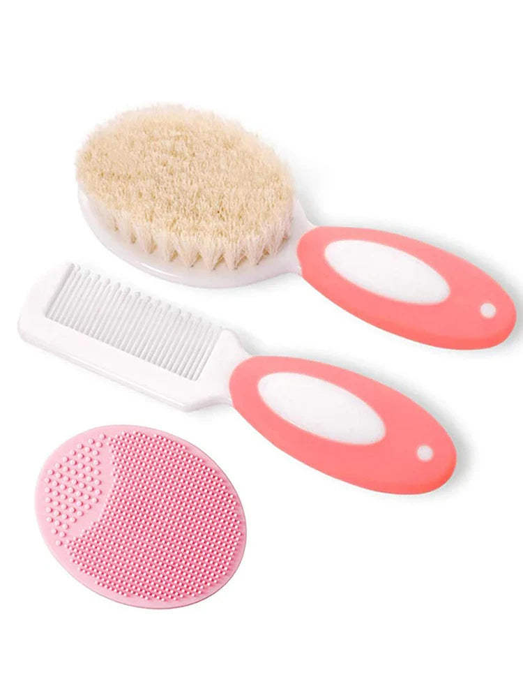 Packaged baby brush & comb set, perfect baby shower gift, designed for gentle grooming of newborns.