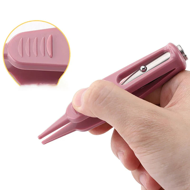 Illuminated baby care forceps with LED for precise and gentle ear and nose maintenance