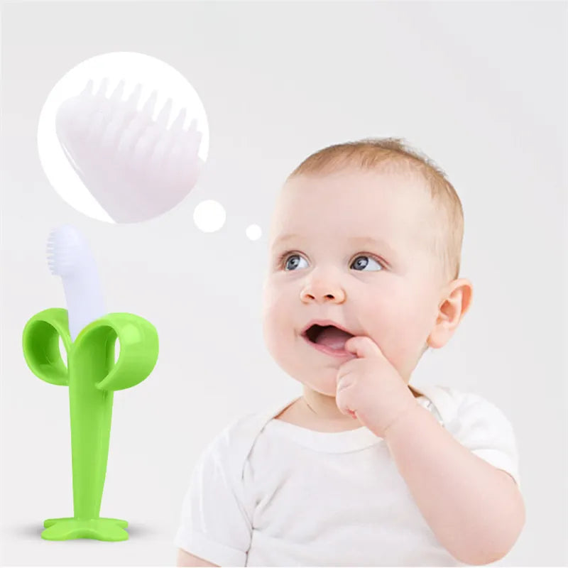 Banana-shaped silicone gum massager & toothbrush for toddlers. Ideal for budding teeth.