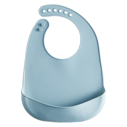 Adjustable snap silicone bib for babies and toddlers, ensuring mess-free mealtimes.