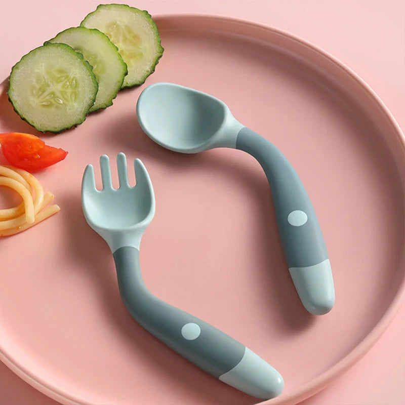 Toddler feeding set with silicone spoon and fork, green, ideal for baby led weaning, kids cutlery