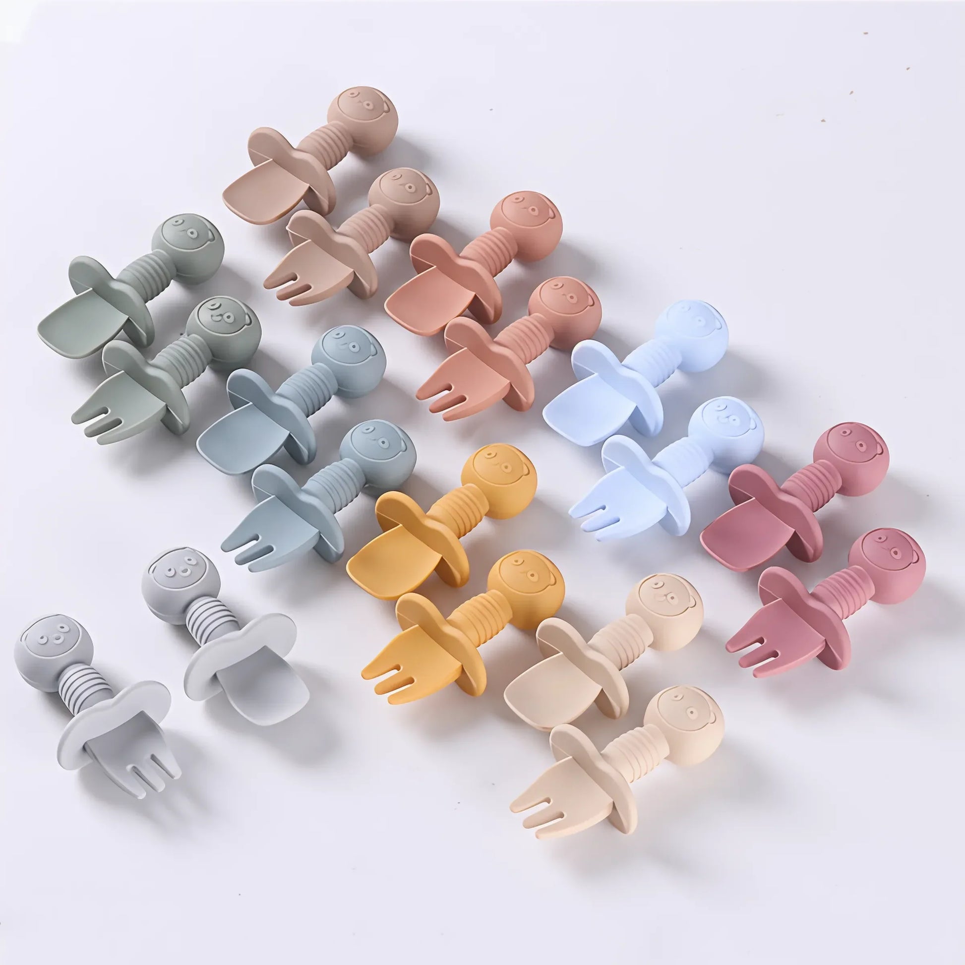 High-quality baby feeding set: silicone spoon & fork with eco-friendly wooden handles