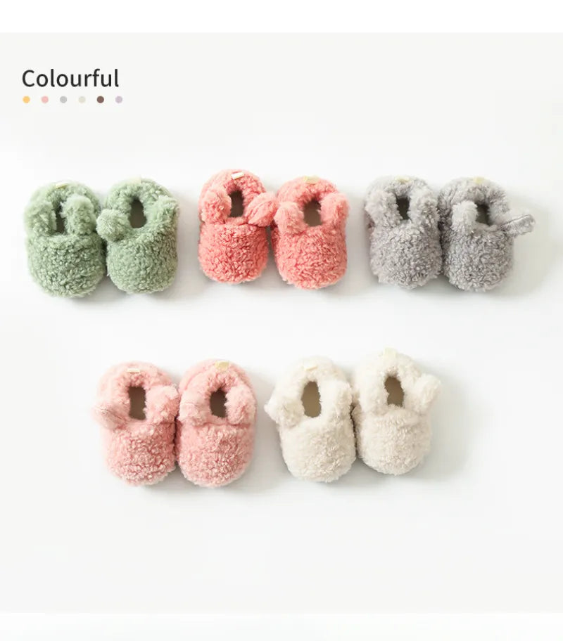 Unisex anti-slip soft sole baby shoes, winter warmth for crib and first walker stages.