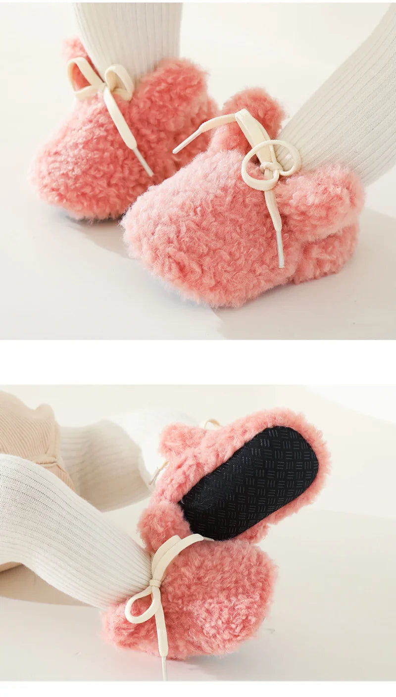Soft anti-slip crib shoes, unisex design for winter, promoting safe first steps.