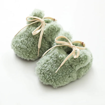 Soft baby shoes for winter, anti-slip, perfect for newborns and first time walkers.