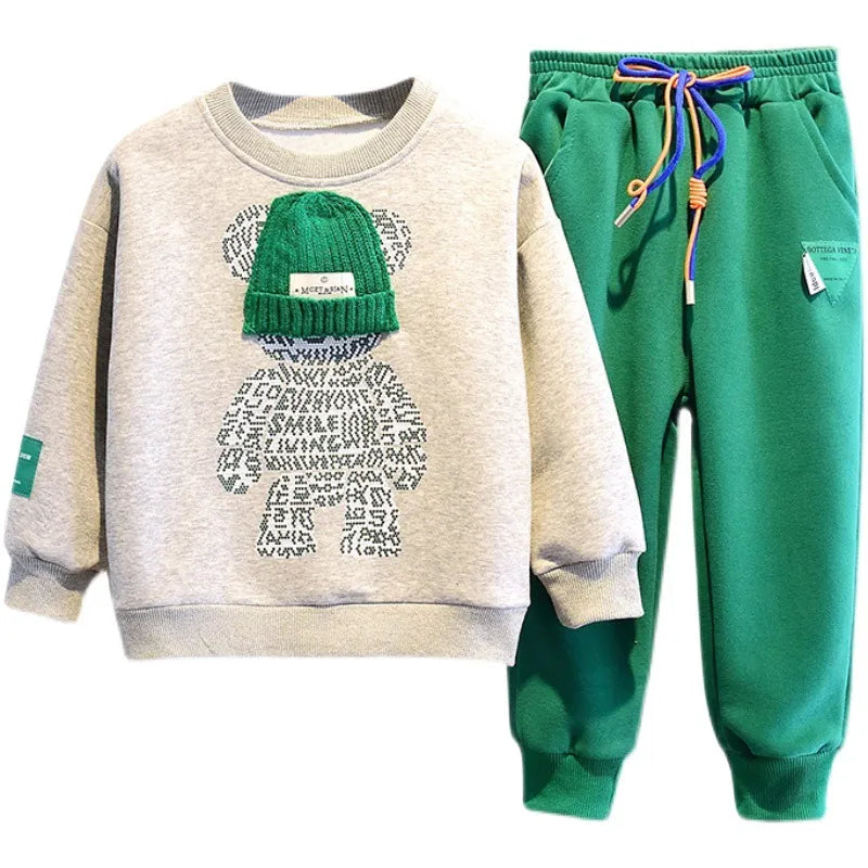 Children's fashion: cozy two-piece top and pants set for baby boys and girls, winter & spring
