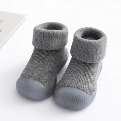 Toddler comfortable winter socks with integrated soft sole