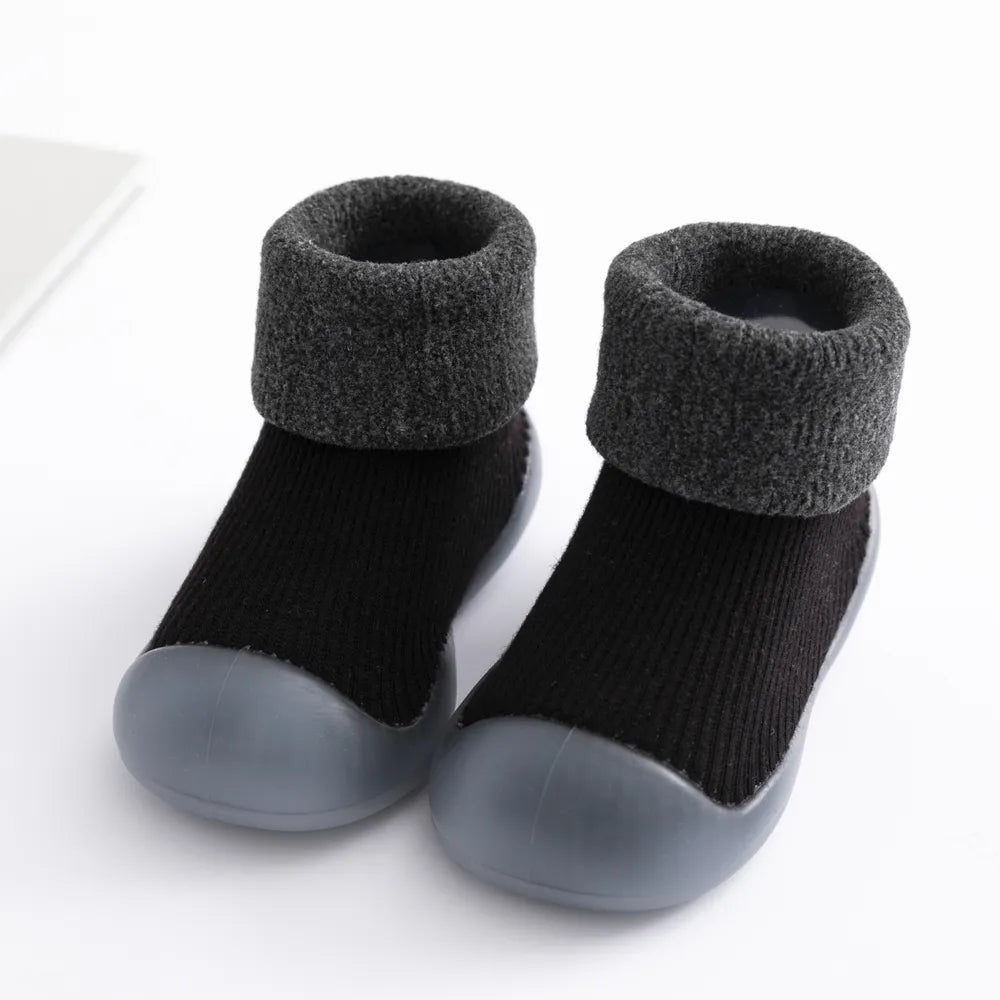 Infant warm sock shoes, soft sole for pre-walkers, anti-slip