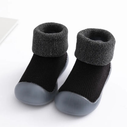 Infant warm sock shoes, soft sole for pre-walkers, anti-slip