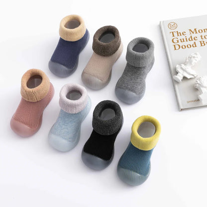 Toddler knitted footwear in winter, easy wear, cozy comfort