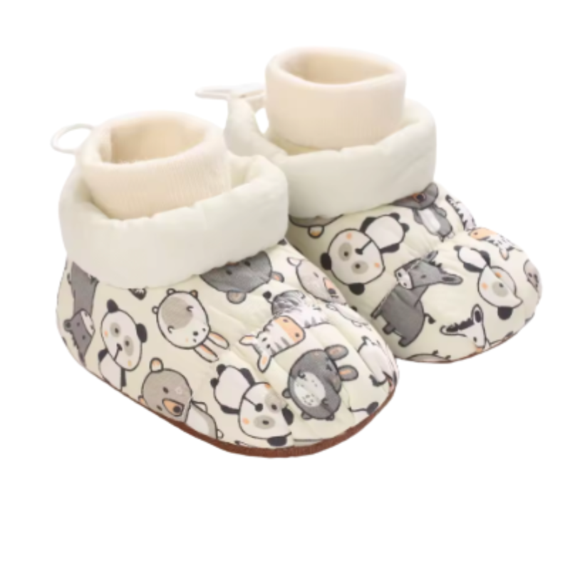 Winter baby shoes: warm lined, anti-slip soft sole first walker boots for comfortable infants.