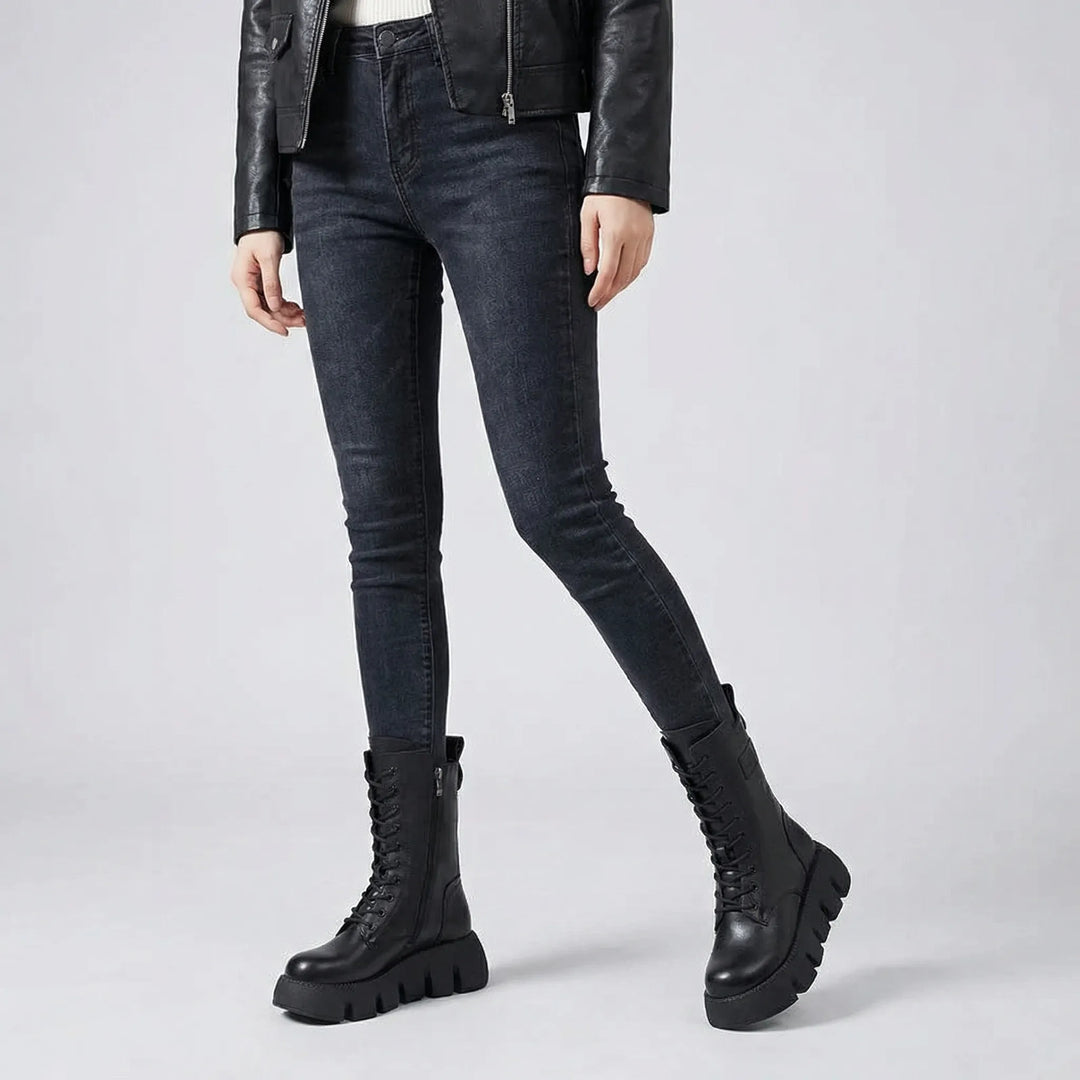 Women's fall fashion platform combat boots with strong arch support, easy lace-up style & comfortable walking.