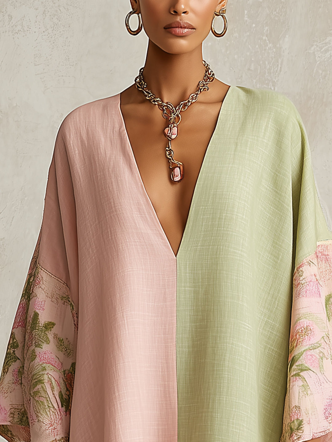 Casual chic women's floral boho kaftan maxi dress. Flowing design with V-neck, perfect for vacation or summer.