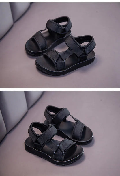 Active boys' canvas sandals with a comfortable flat heel, perfect for all-day casual wear