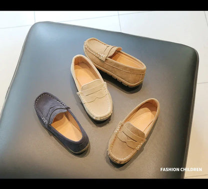 Red slip-on suede shoes for boys, casual style, anti-slip outsole