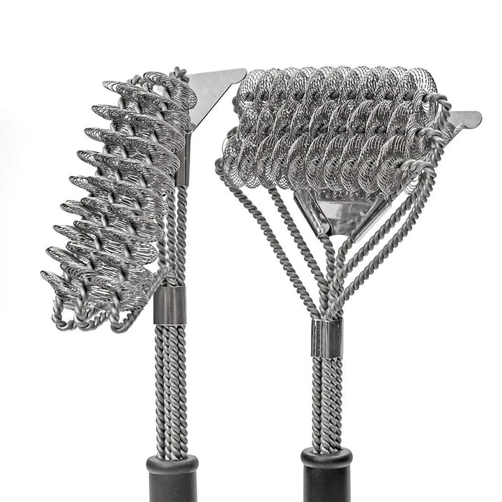 Innovative bristle-free grill brush in stainless steel for ultimate safety & sparkling clean BBQ grates.