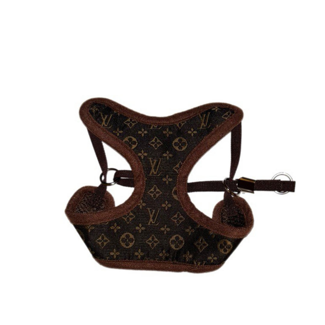 Complete brown dog harness and leash set. No-pull pet vest for small & medium dogs, offering comfort and control.